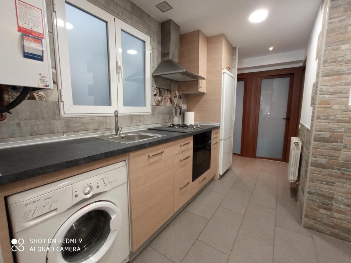 Apartamentos La Casona De Ezcaray Con Terrazas Y Patios Individuales Eksteriør billede