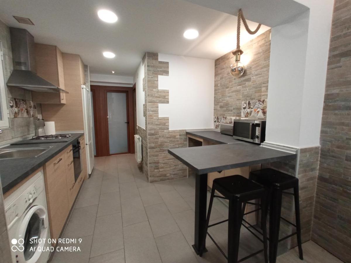 Apartamentos La Casona De Ezcaray Con Terrazas Y Patios Individuales Eksteriør billede