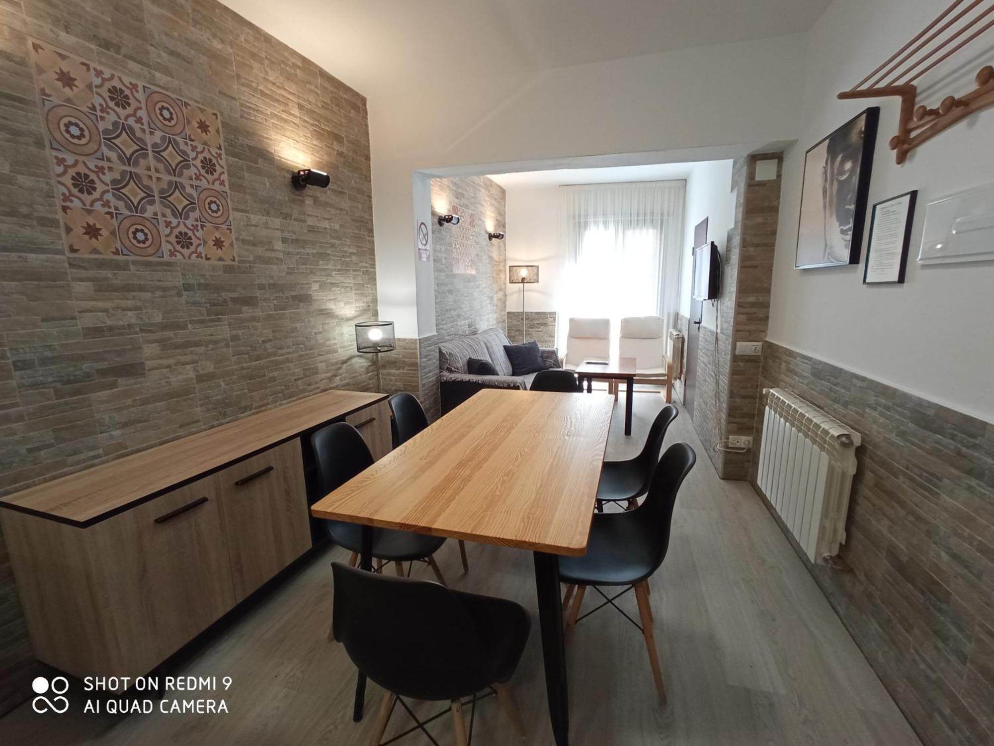 Apartamentos La Casona De Ezcaray Con Terrazas Y Patios Individuales Værelse billede