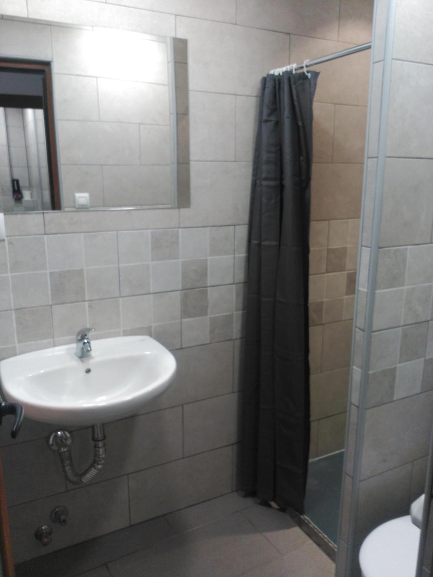 Apartamentos La Casona De Ezcaray Con Terrazas Y Patios Individuales Eksteriør billede