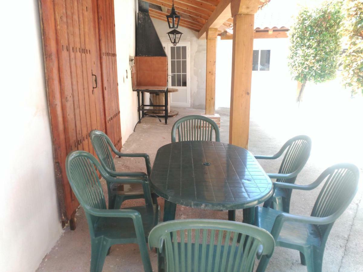 Apartamentos La Casona De Ezcaray Con Terrazas Y Patios Individuales Eksteriør billede