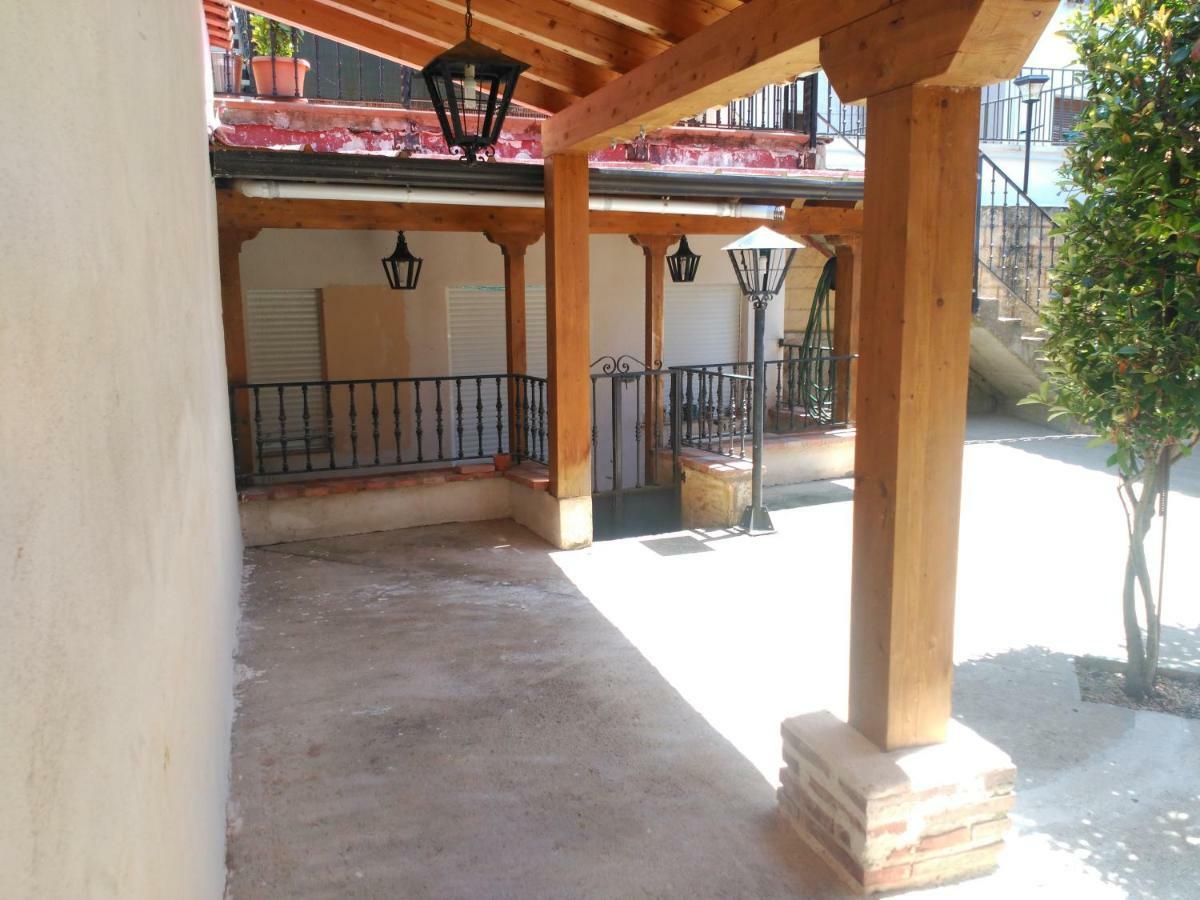 Apartamentos La Casona De Ezcaray Con Terrazas Y Patios Individuales Eksteriør billede